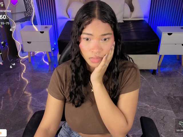 penelope-tay's BongaCams show and profile