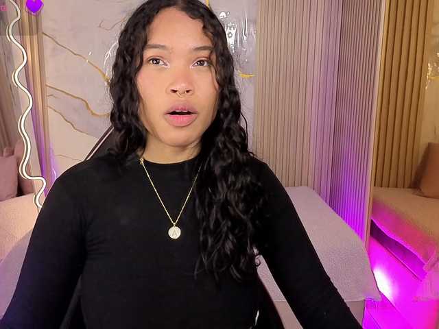 penelope-tay's BongaCams show and profile