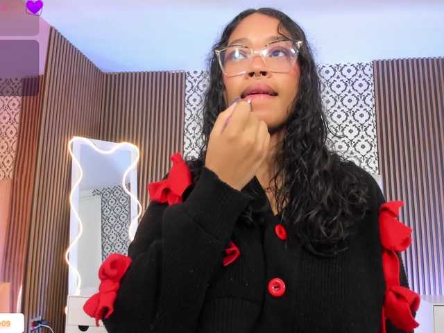 penelope-tay's BongaCams show and profile