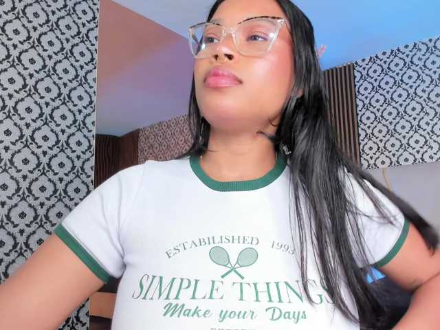 penelope-tay's BongaCams show and profile