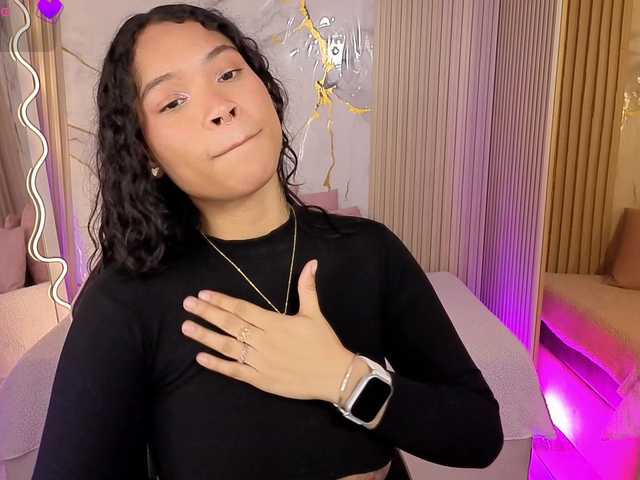 penelope-tay's BongaCams show and profile