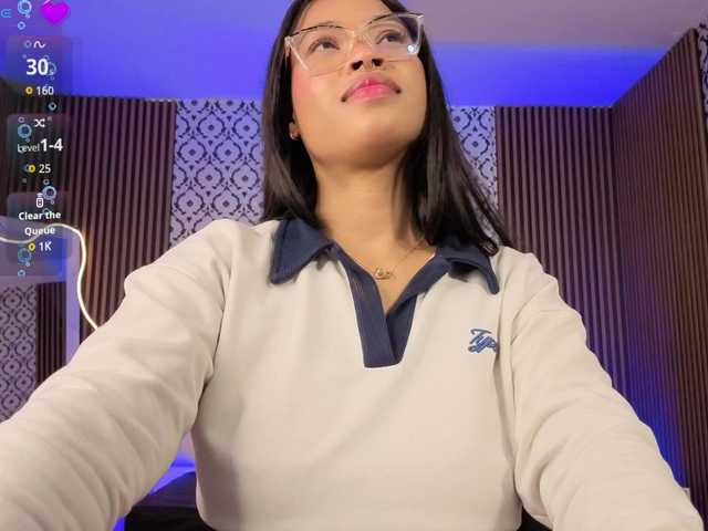 penelope-tay's BongaCams show and profile