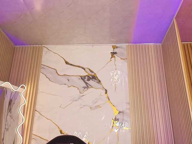 penelope-tay's BongaCams show and profile