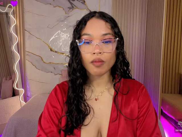 penelope-tay's BongaCams show and profile