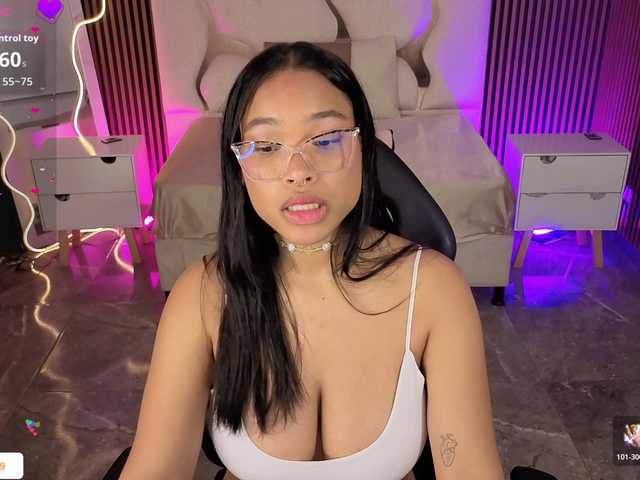 penelope-tay's BongaCams show and profile