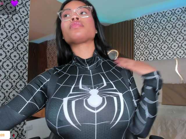 penelope-tay's BongaCams show and profile