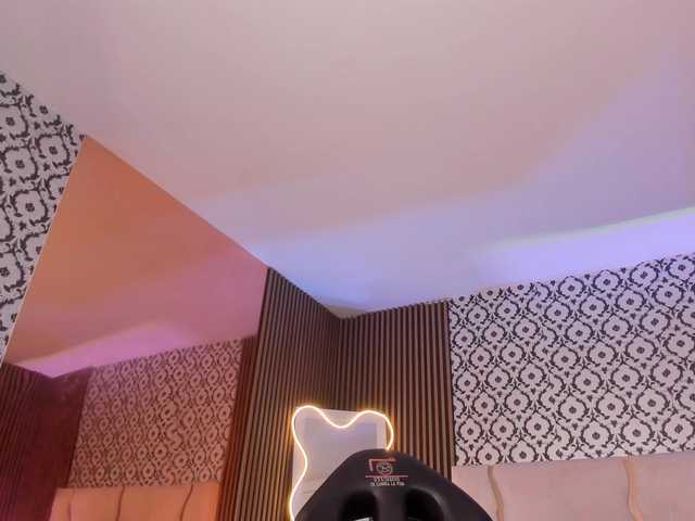 penelope-tay's BongaCams show and profile