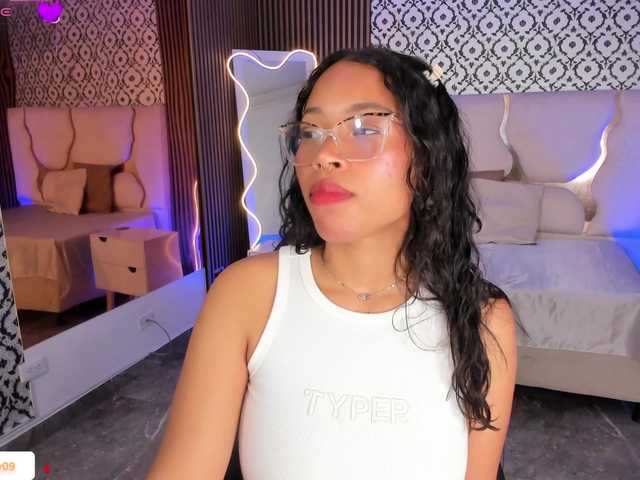 penelope-tay's BongaCams show and profile