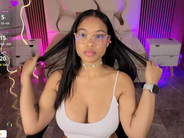 penelope-tay's BongaCams show and profile