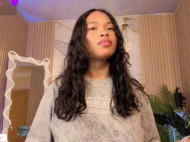 penelope-tay's BongaCams show and profile