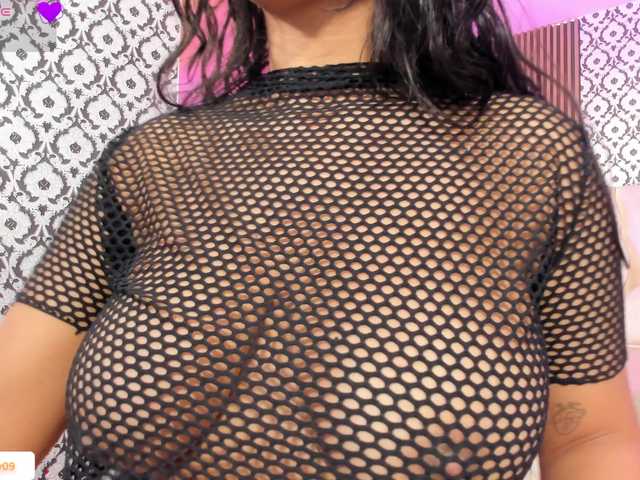 penelope-tay's BongaCams show and profile