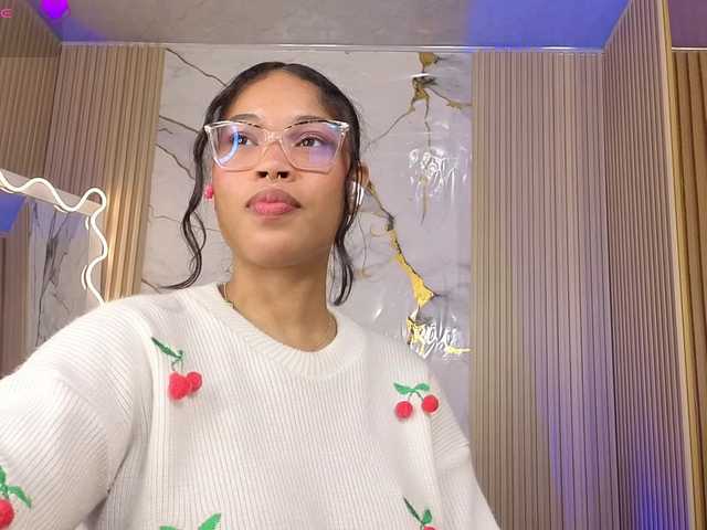 penelope-tay's BongaCams show and profile