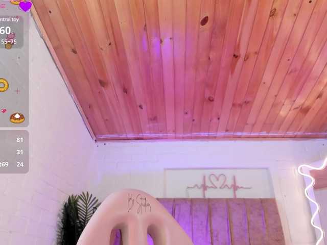 penelope-tay webcam bongacams model stream image