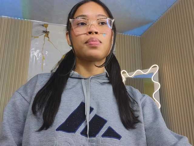 penelope-tay's BongaCams show and profile