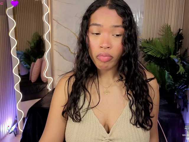 penelope-tay preview