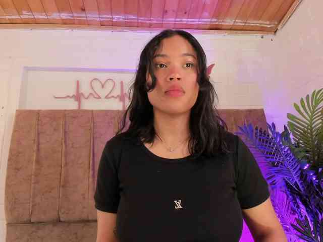 penelope-tay webcam