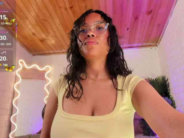 penelope-tay webcam