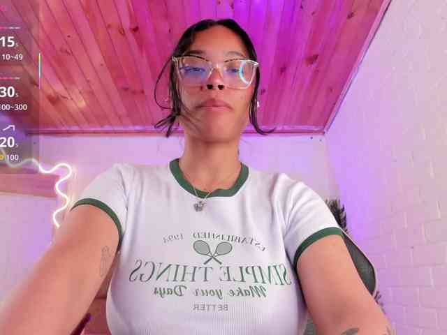 penelope-tay webcam