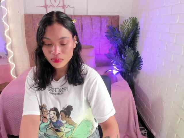 penelope-tay webcam