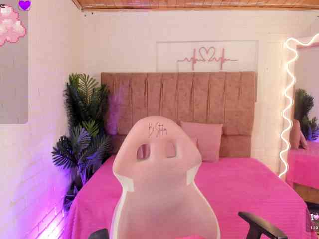 penelope-tay webcam