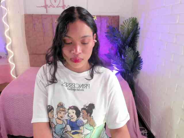 penelope-tay webcam