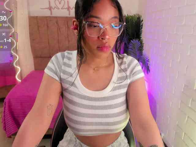 penelope-tay webcam