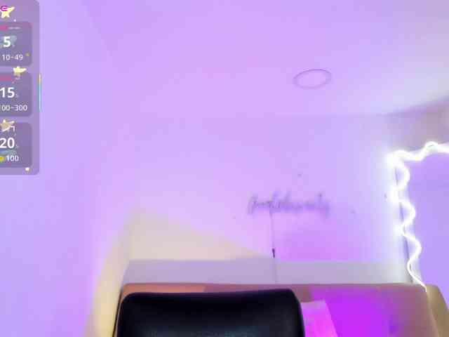 penelope-tay webcam