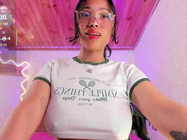 penelope-tay webcam