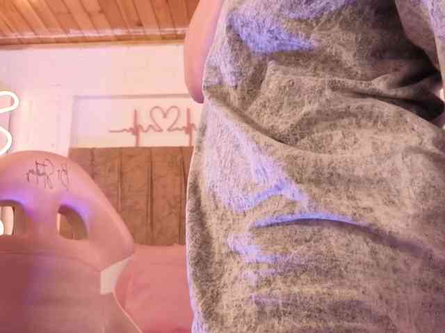 penelope-tay webcam