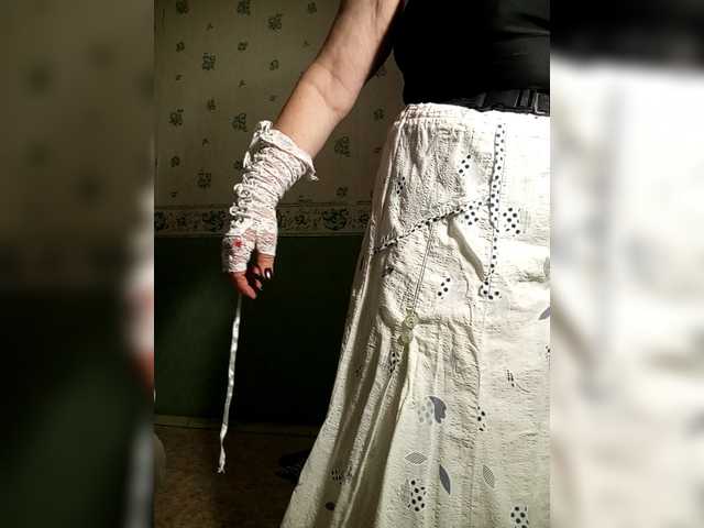 HelenaGloss's BongaCams show and profile