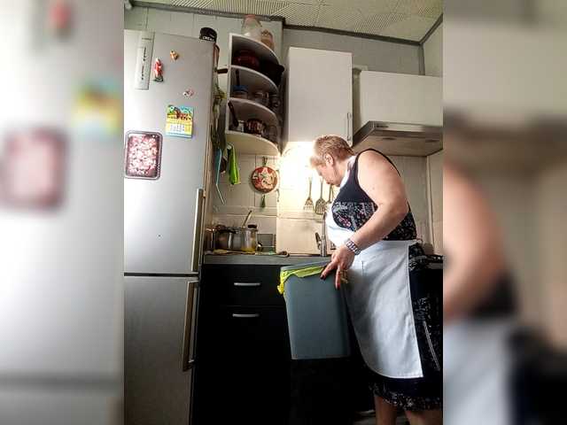 HelenaGloss's BongaCams show and profile