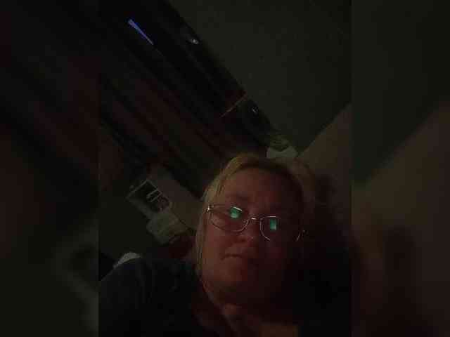HelenaGloss webcam