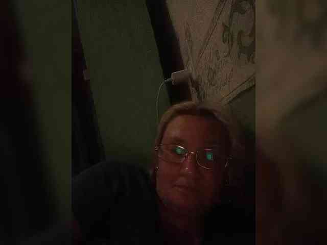 HelenaGloss webcam