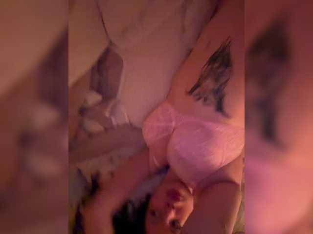 Offline adeleadam666 on BongaCams