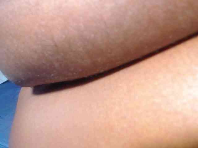 Pleassing-ebonny webcam