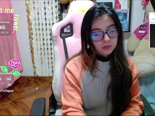 Maggie-Fox webcam bongacams model stream image