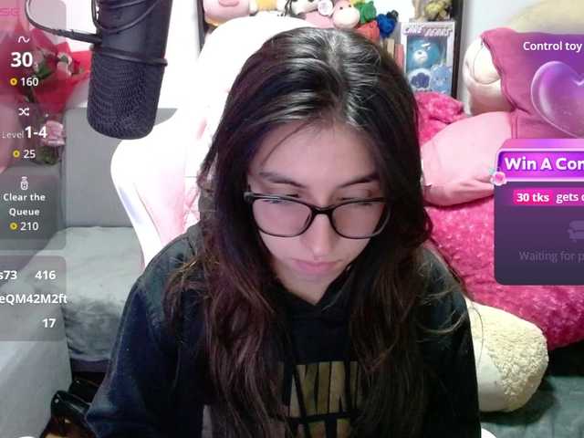 Maggie-Fox's BongaCams show and profile