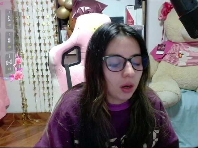  Maggie-Fox chat room