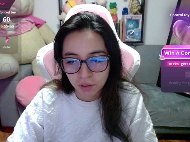 Maggie-Fox's BongaCams show and profile