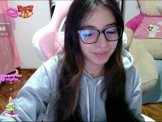 Maggie-Fox webcam bongacams model stream image