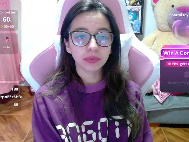 Maggie-Fox's BongaCams show and profile