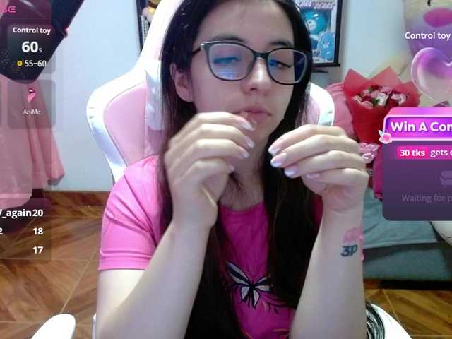 Maggie-Fox's BongaCams show and profile