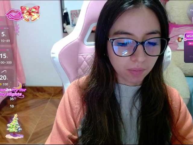 Maggie-Fox's BongaCams show and profile