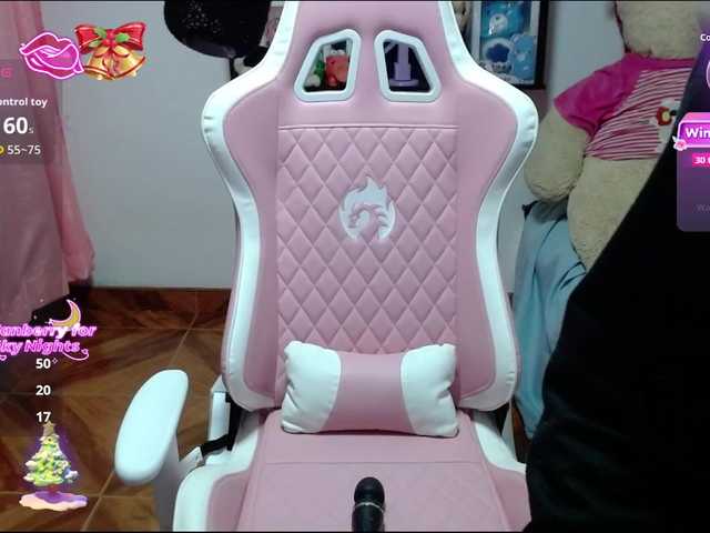 Maggie-Fox's BongaCams show and profile