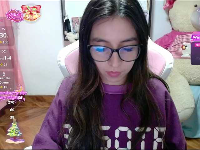 Maggie-Fox's BongaCams show and profile