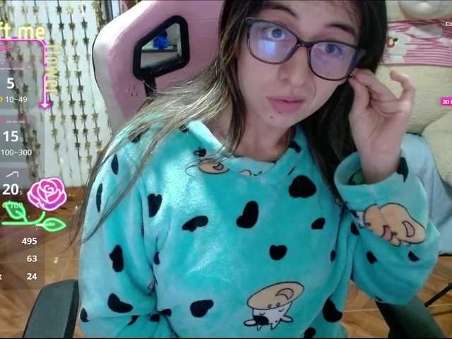 Maggie-Fox webcam bongacams model stream image