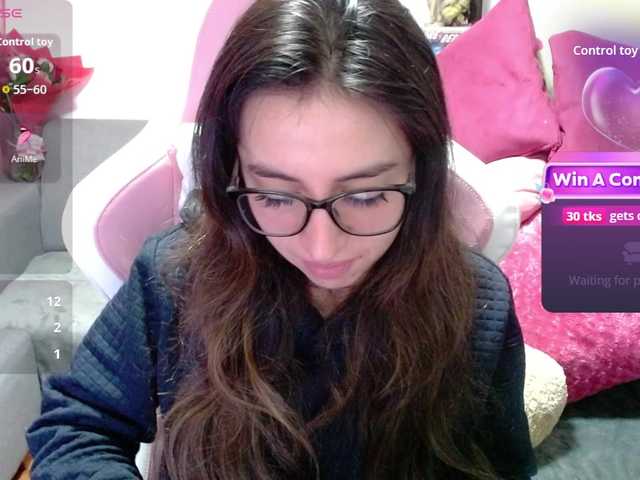 Maggie-Fox's BongaCams show and profile