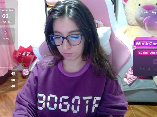 Maggie-Fox's BongaCams show and profile