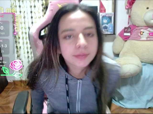 Maggie-Fox webcam bongacams model stream image