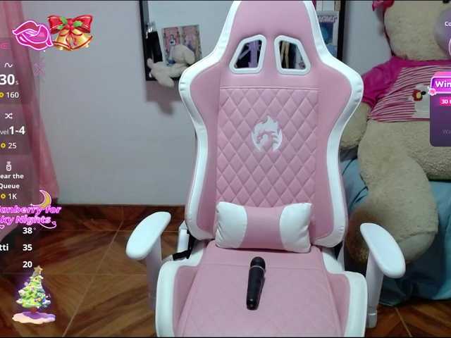 Maggie-Fox's BongaCams show and profile